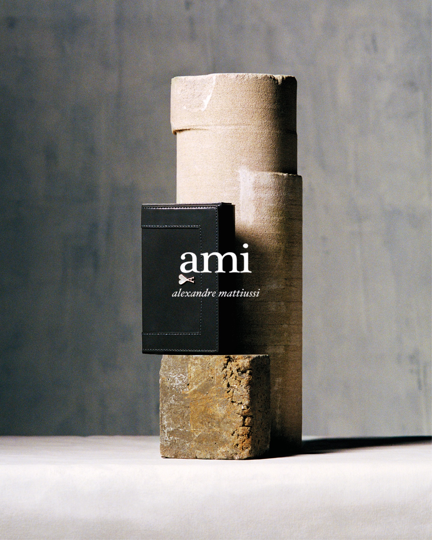 Ami, image 1 sur 6